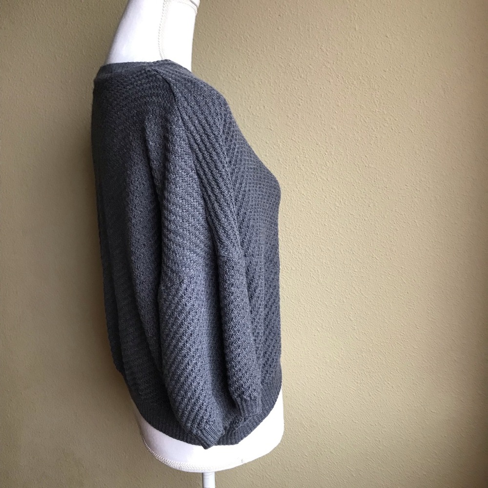 Diarte garmentory knit crop sweater - Picture 3 of 6